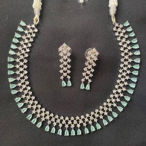 Stunning Silver and Green Multi-Layered Necklace